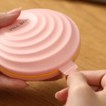 Portable Moisture-Proof Pill Box – Compact Medicine Storage Organizer