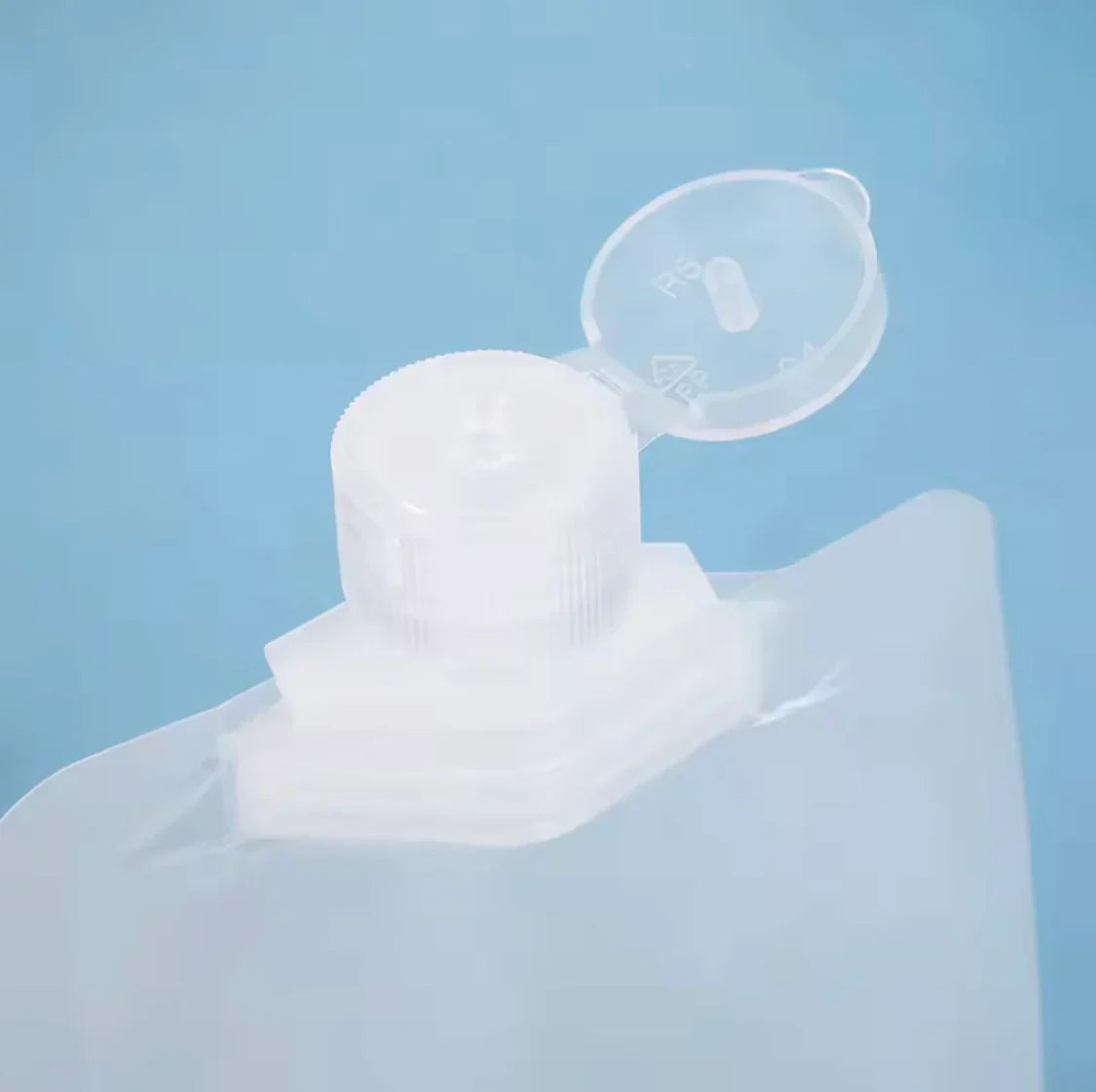 Transparent Travel Pouch – Leakproof Refillable Cosmetic & Toiletry Bag for Travel Essentials