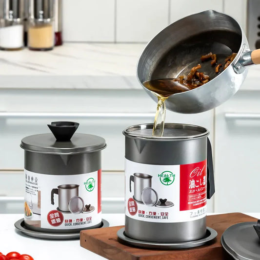 1.4L Stainless Steel Oil Filter Pot – With Lid, Strainer & Drip-Free Spout