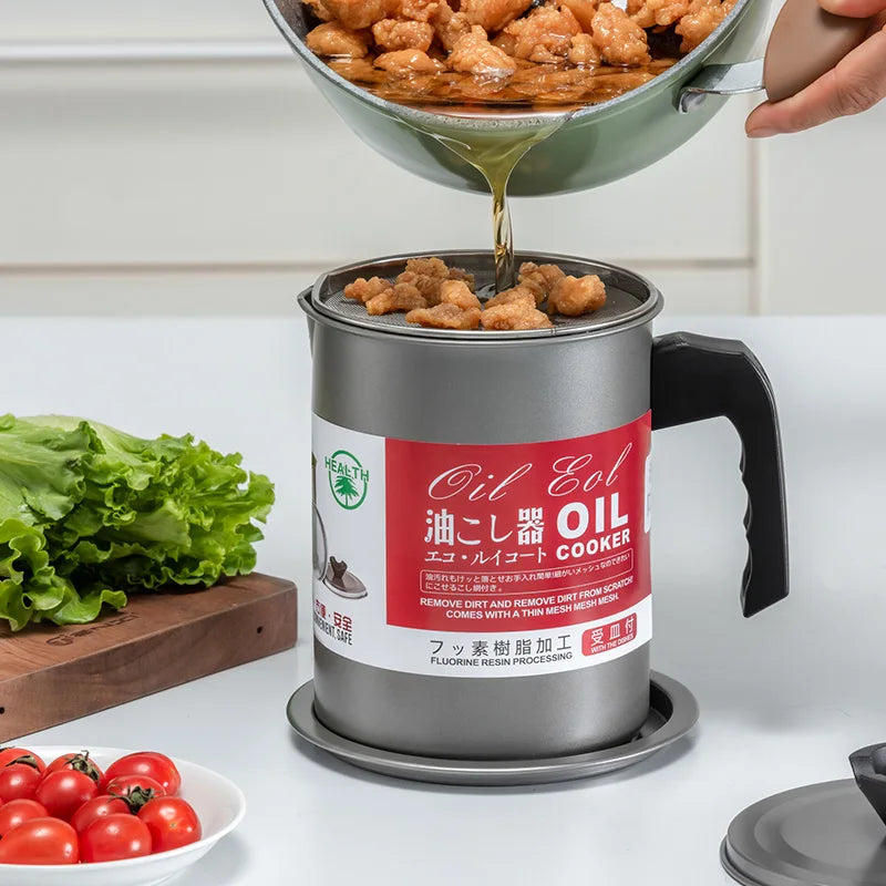 1.4L Stainless Steel Oil Filter Pot – With Lid, Strainer & Drip-Free Spout