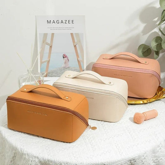 Large Capacity Leather Travel Cosmetic Bag – Stylish & Durable Makeup Organizer