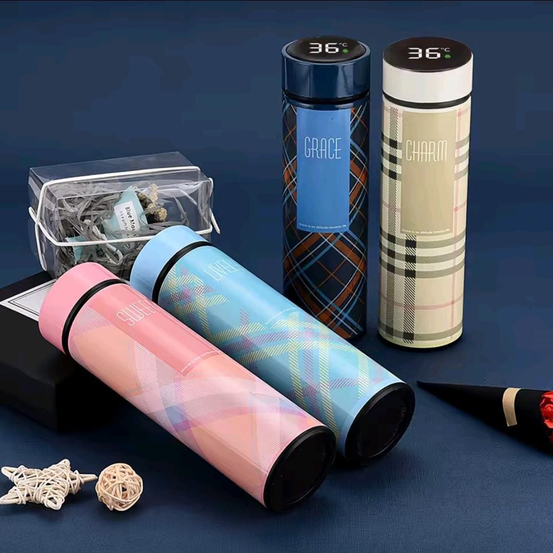 500ml Checked Design Smart Water Bottle with LED Temperature Display – New Stylish Thermos