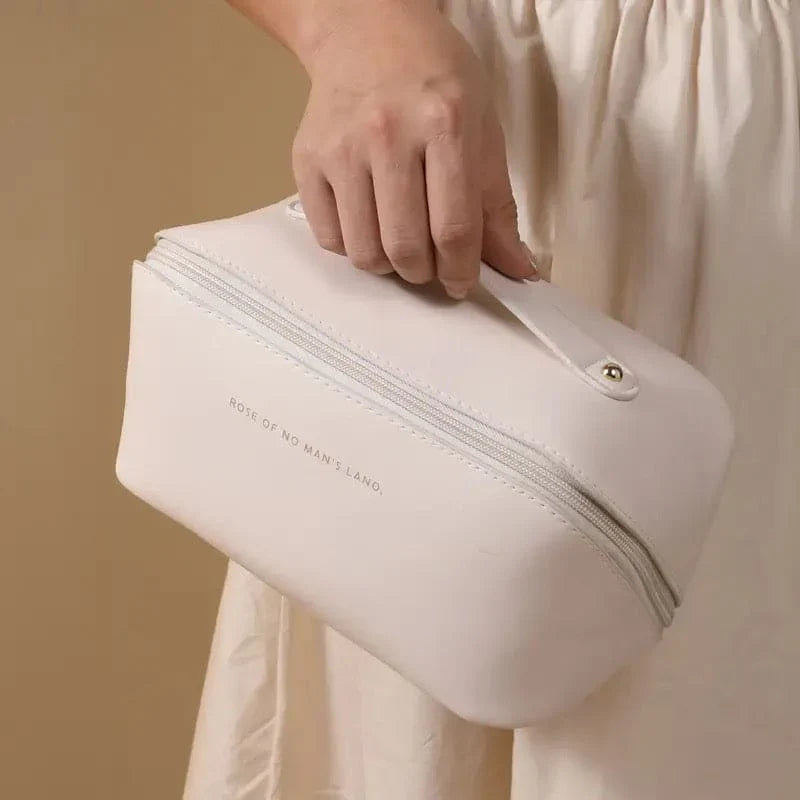 Large Capacity Leather Travel Cosmetic Bag – Stylish & Durable Makeup Organizer