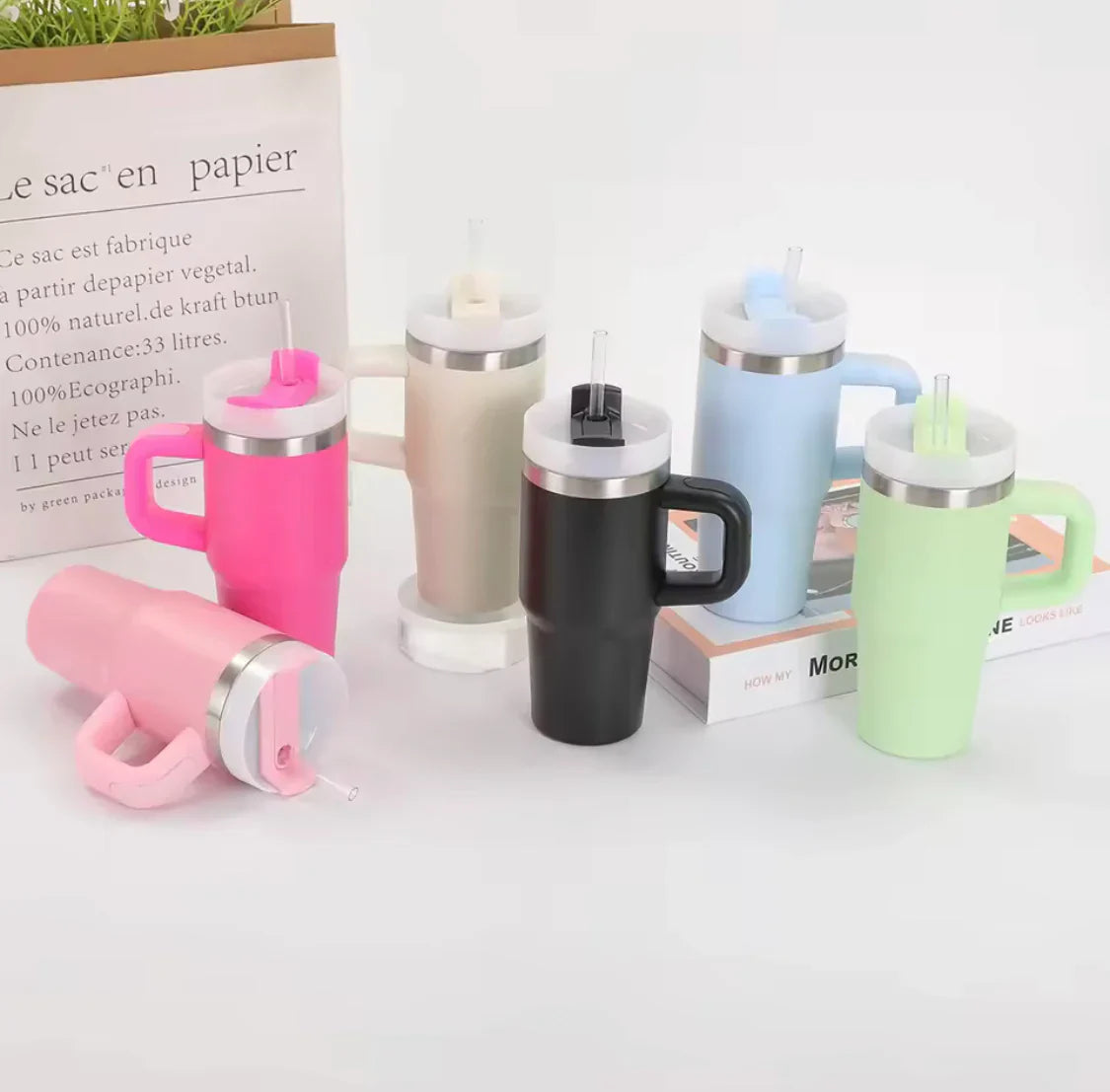 Cute Trendy Mini Tumbler with Handle – 550ml Stainless Steel Insulated Quencher Cup for Hot & Cold Drinks