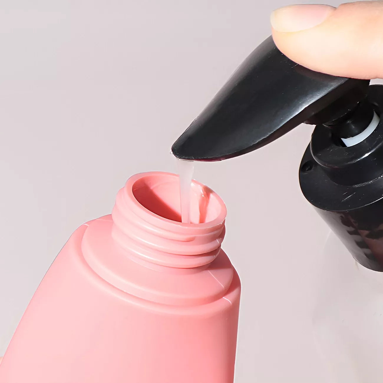 Premium 3pcs Travel-Sized Refillable Cosmetic Bottles Set – 60ml Mini Containers for Travel and Daily Use