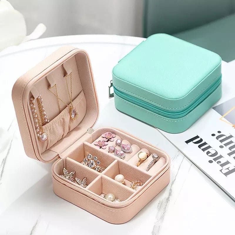 Mini Leather Square Jewellery Box – Portable Organizer for Rings, Earrings & Chains