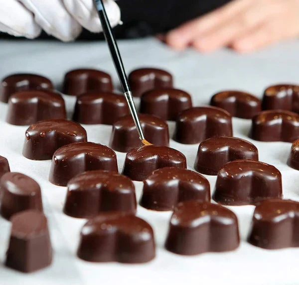 Silicone Chocolate Mold – Flexible & Non-Stick Baking Tray (Random Designs)